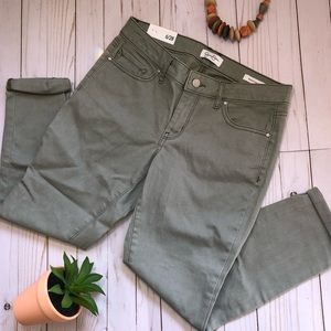 Crop Skinny by Jessica Simpson